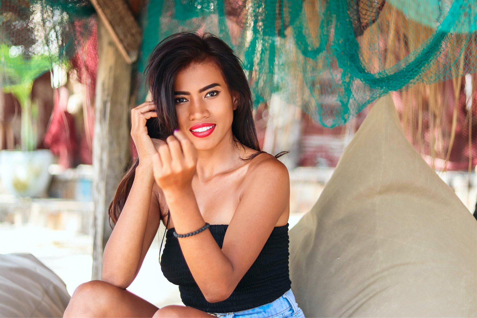 Love and Fire: Navigating the Joys and Challenges of Dating a Latina Girl